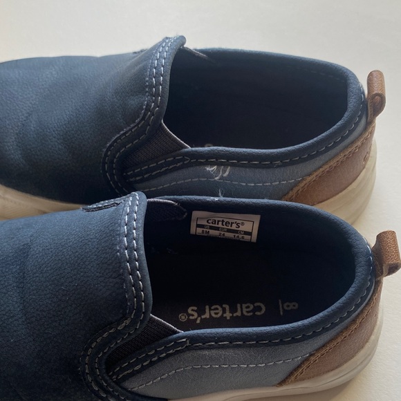 🌻 Carter's Dark Blue and White Kids Slip-On Sneakers - Picture 4 of 4